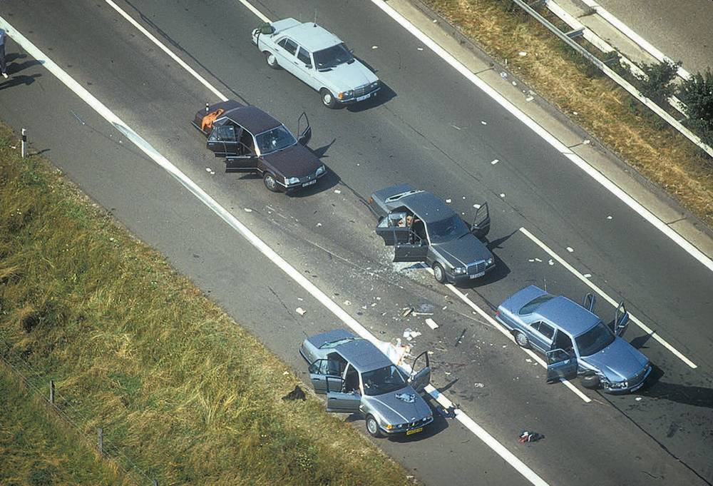  Spektakulär und nicht unumstritten: Mit dem Hubschrauber jagte er hinter den Geiselnehmern von Gladbeck her. 