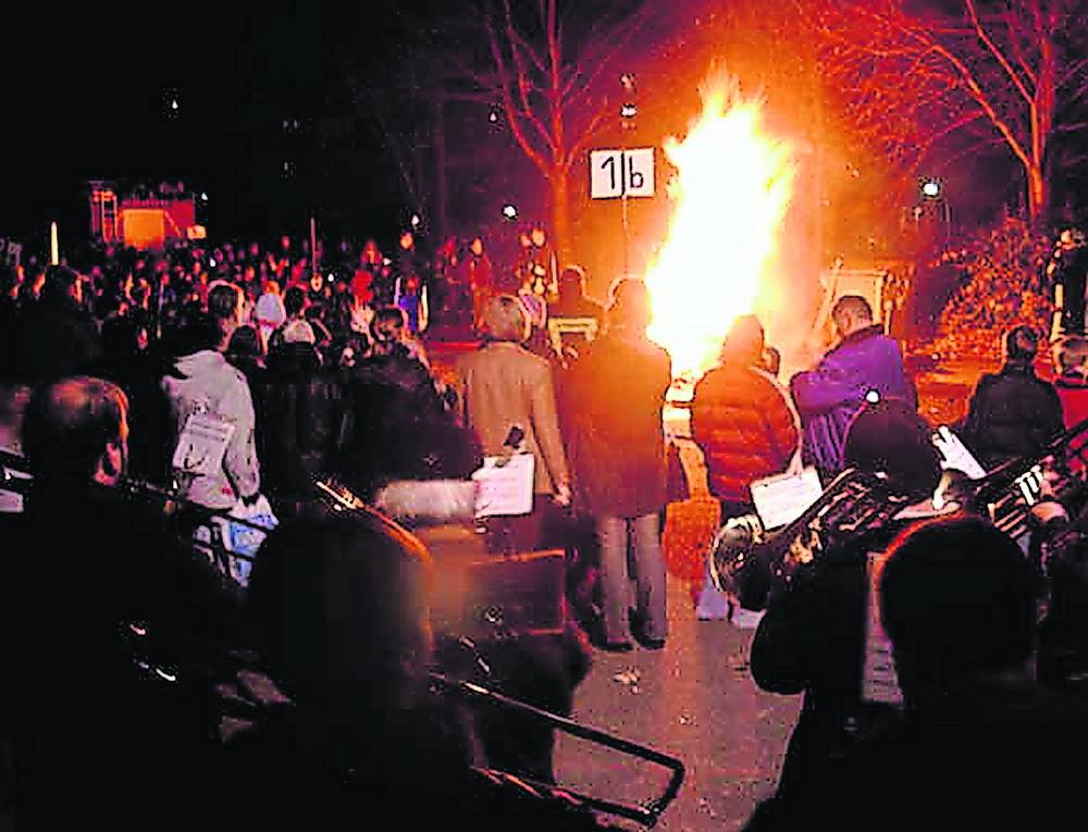 Ich geh' mit meiner Laterne