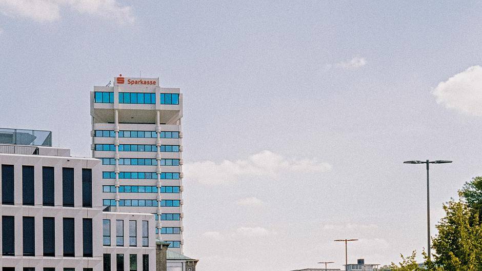 Und weiter geht die Fahrt durchs Tal. Ich weiß gar nicht warum sich alle immer über...