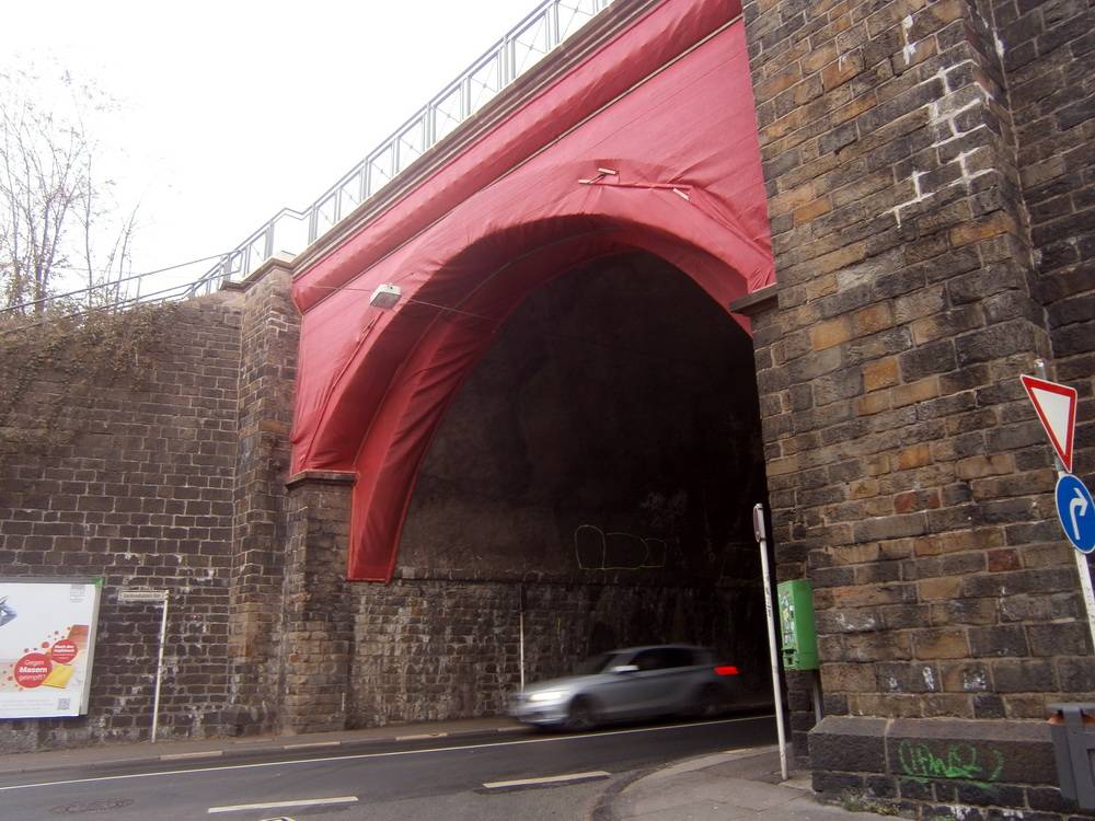 Uellendahler Straße: Nächtliche Vollsperrung