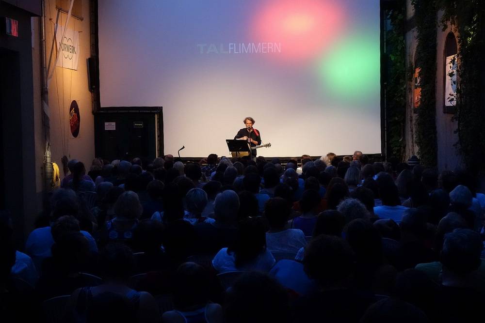  Björn Krüger "flimmerte". 