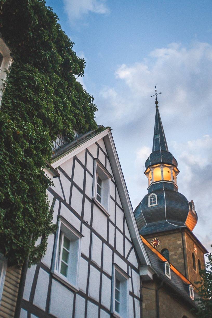  Lutz Uwe Magney, Vorstand der Volksbank im Bergischen Land, hat dieses Motiv zu Bild der Woche gekürt.  