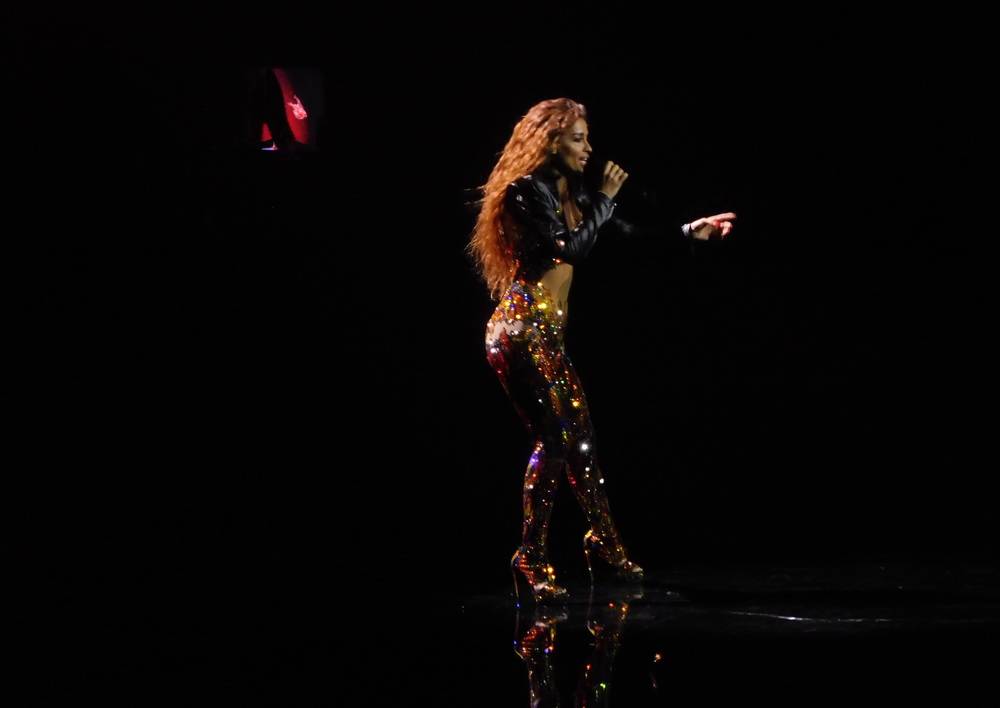  Eleni Foureira bei ihrem Auftritt. 