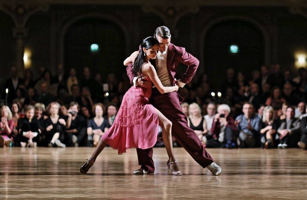  Feuer, Anmut, Ausdrucksstärke und Eleganz. 