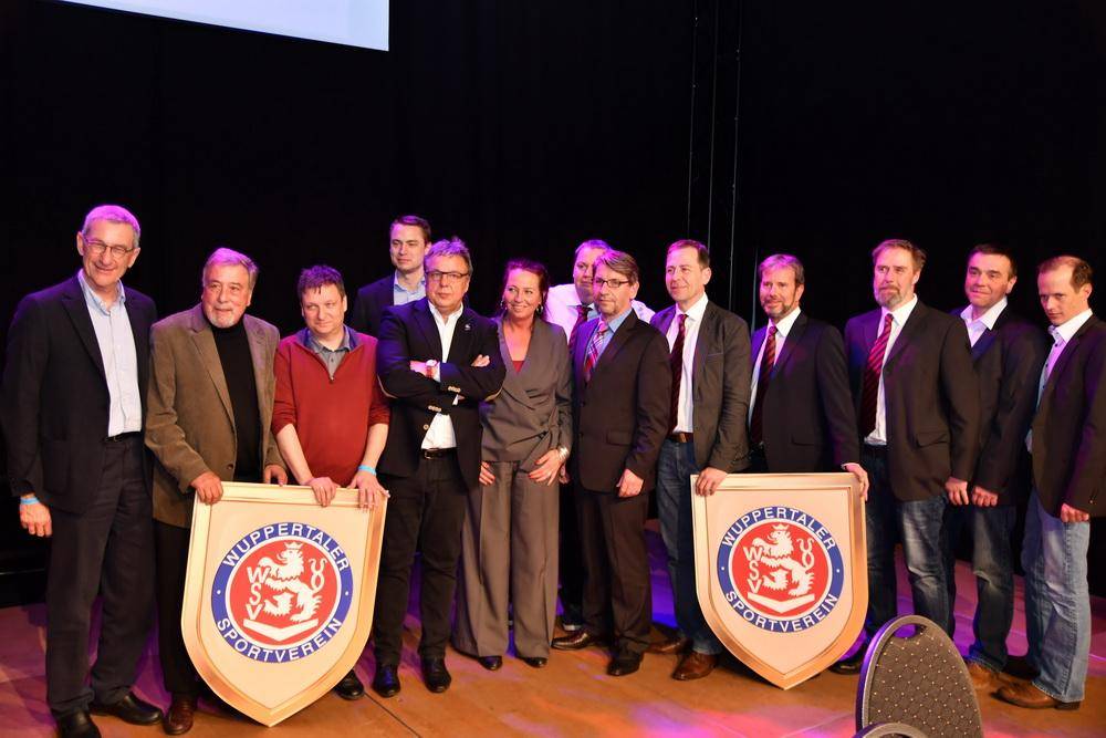  Der WSV-Verwaltungsrat mit Dieter Schauf (2.v.li.) im März 2017 nach seiner Wahl. 
