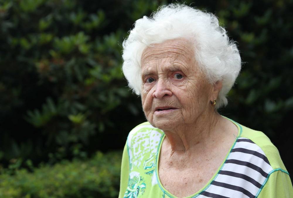 Bundesverdienstkreuz für Hannelore Geiss