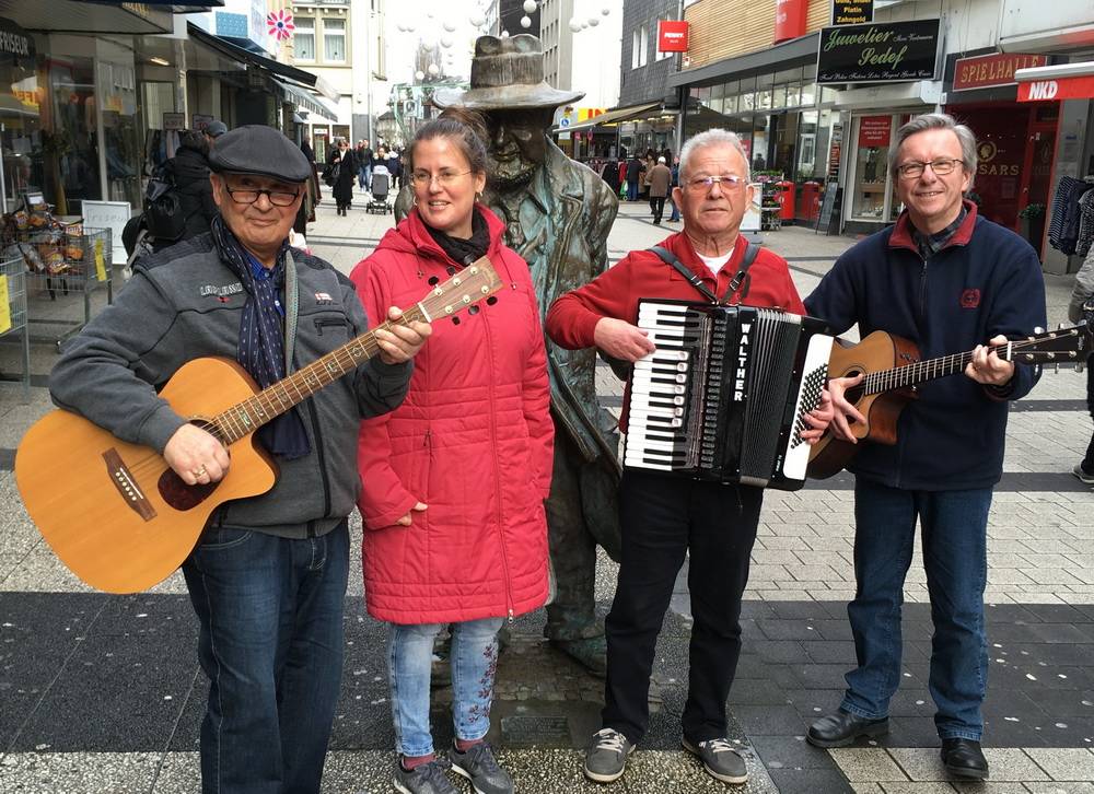 Ständchen für "Husch Husch"