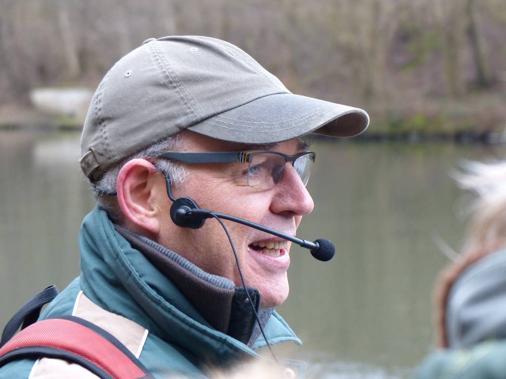  Elmar Weber, der für den Verein „Neue Ufer Wuppertal“ auch Führungen durchführt, hat den Biber beim Angeln entdeckt. 