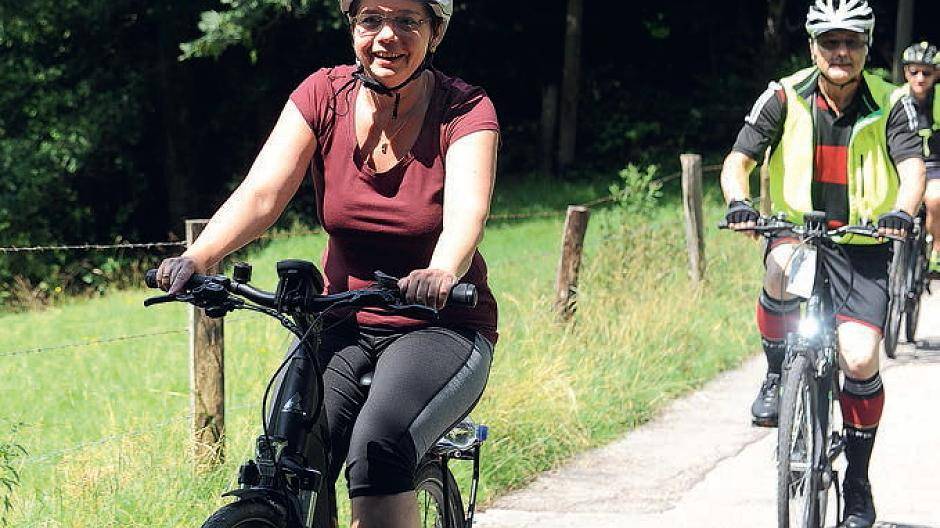 Die neue ebv-Geschäftsführerin Anette Gericke und Felix Erlemann von der...