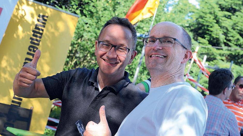 Zwei „Jubilare“ auf Tour: Ausstellungsmanager Sven Gauter (links)� feierte gerade...