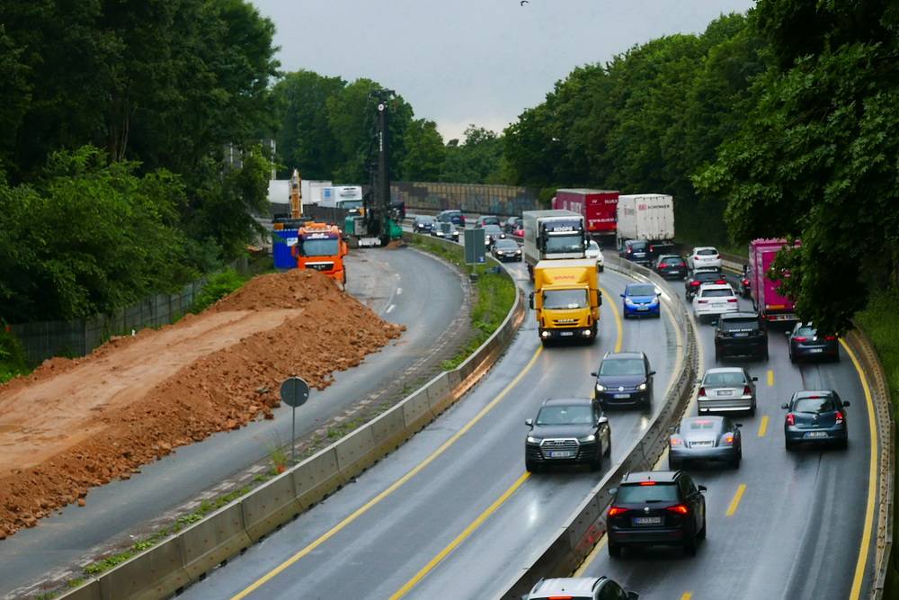  Die Baustelle auf der A 46 sorgt für viele Staus. 