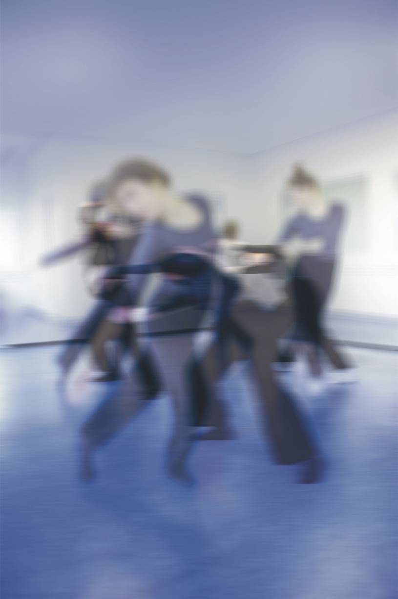  Unter der Regie von Jean Laurent Sasportes befasst sich das Stück „Am Anfang war das Chaos“ tänzerisch mit den Inhalten von Boltzmanns Theorien.  