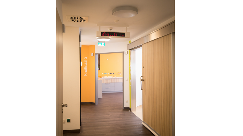 Der neue Kreißsaalbereich umfasst ein Ambulanzzimmer, zwei  geräumige Kreißsäle,...