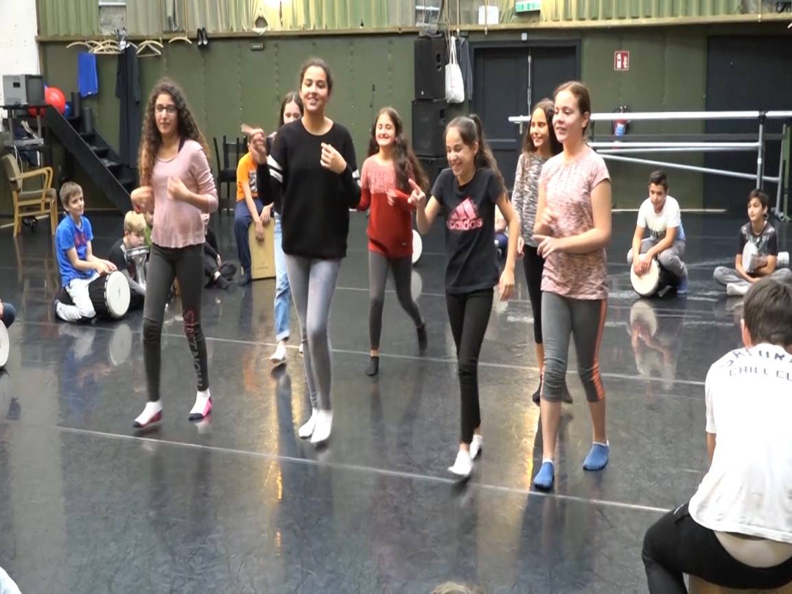  Die Kinder der Realschule Leimbach lernen, sich auch ohne Worte auszudrücken. 