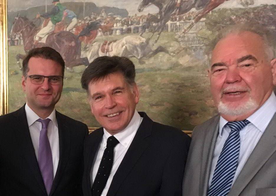  Dr. Gerhard Finckh in der Concordia. 