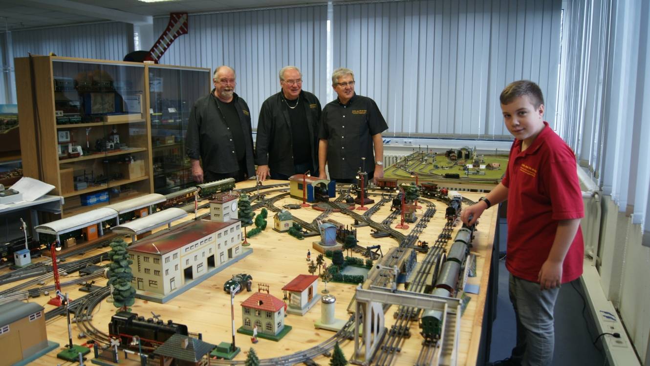 Sieben Spuren, 420 Mini-Schafe