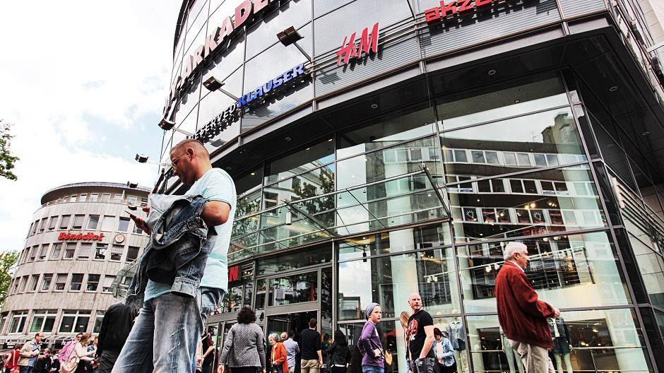 Gibt es eine Woche in der ich mich nicht in der Stadt befinde? Ich glaube nicht - Frau...