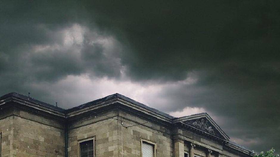 Dem Wetter angepasst gibt es heute ein - finde ich - sehr schönes Gebäude zu sehen. Es...