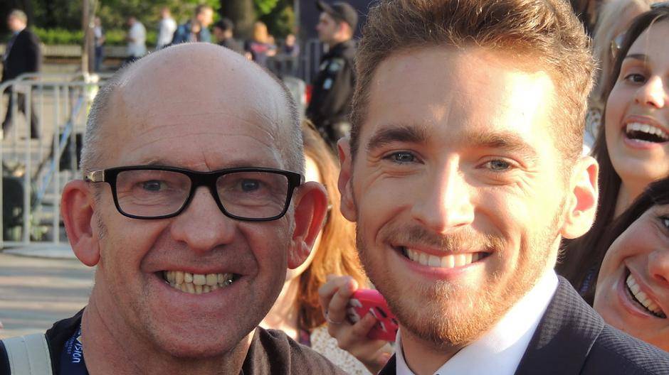 Österreich wird vertreten von Nathan Trent mit "Running on air". Diesen Song hat er in...