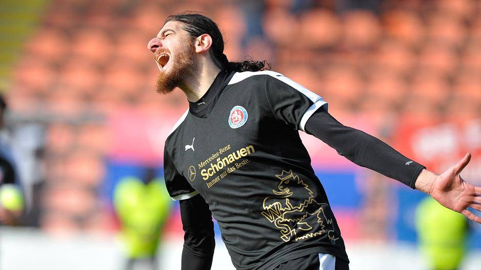 Ercan Aydogmus nach seinem sechsten...