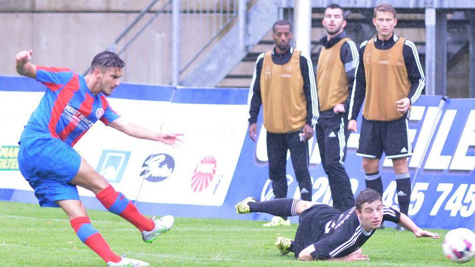 Und wieder scheppert es - hier durch Enes...