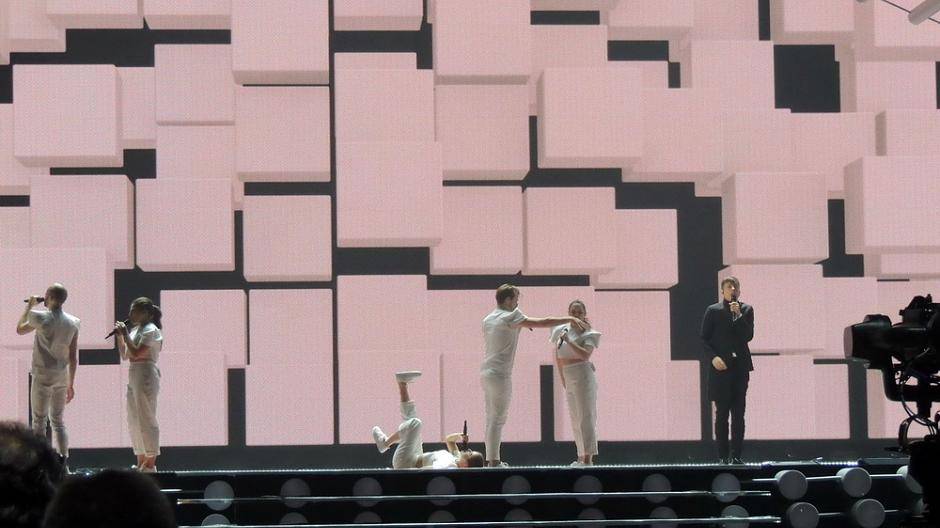 Die Nummer 3 im ersten Semifinale hat Belgien gezogen. Eine starke Nummer, eine starke...