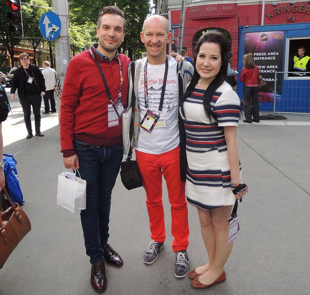 Swing ist in. United Kingdom mit Electro Velvet mit dem Swing-Song "Still in Love with...