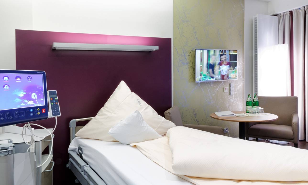 Schonendes Verfahren beim künstlichen Gelenkersatz