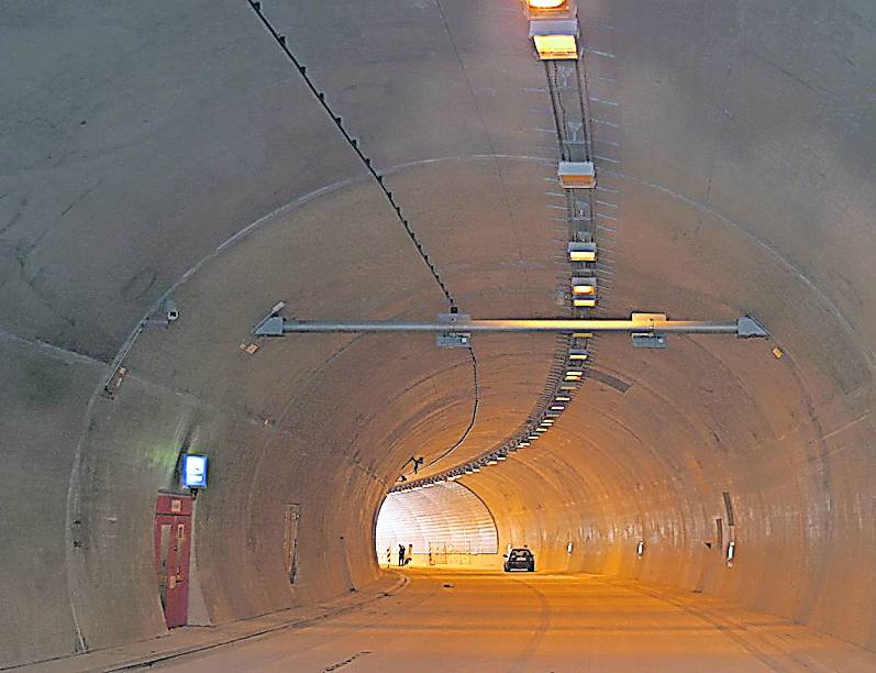 L418: Sperrungen im Tunnel Burgholz