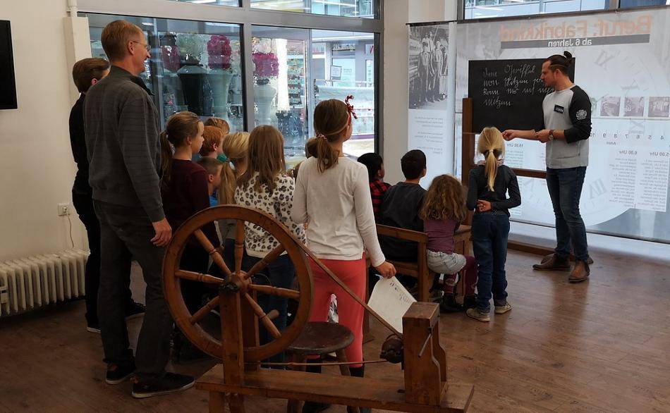  Geschichte live erleben können Schulklassen im Kontor 91.  