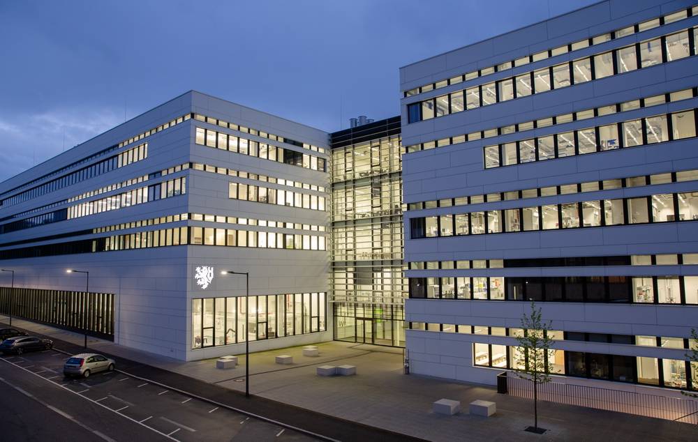  Eindrucksvoll präsentieren sich die beiden neuen Bauten an der Gaußstraße. 