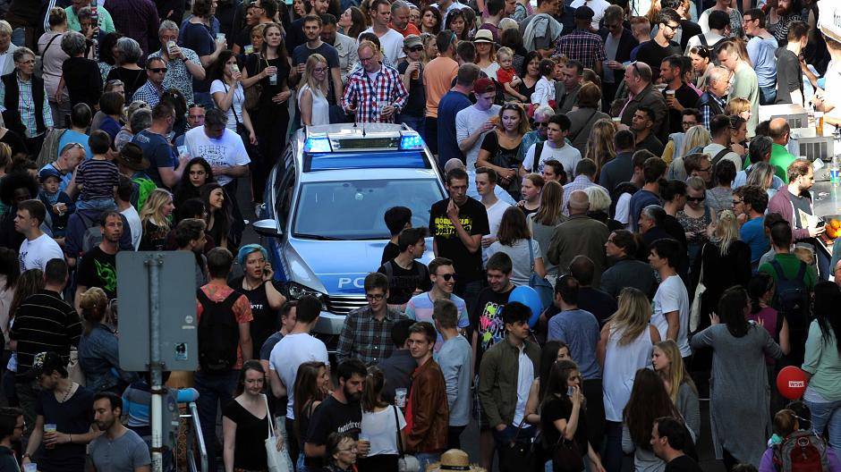  Das Ölberfest zieht Tausende an - für Autos und Busse ist dann kein Durchkommen.  