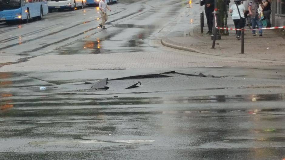 Straßenschäden in Wichlinghausen aus Folge des...