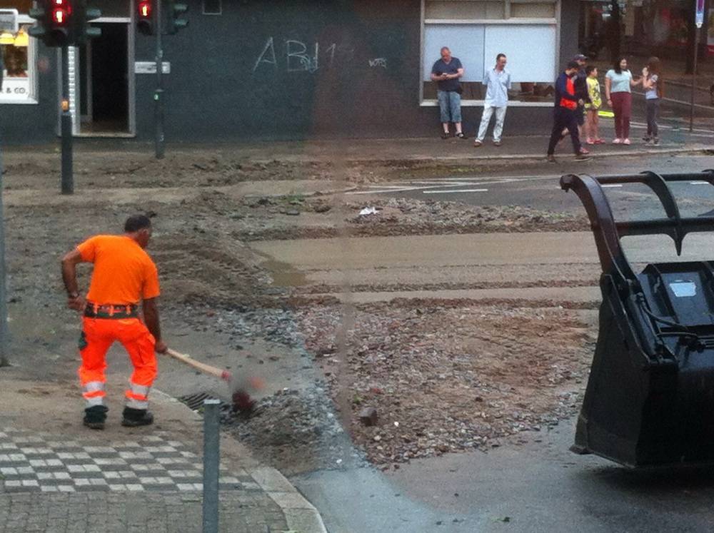 Straßenreinigung auch am Feiertag im Einsatz