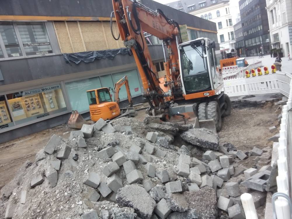  Die Bauarbeiten in der City laufen auf Hochtouren. 