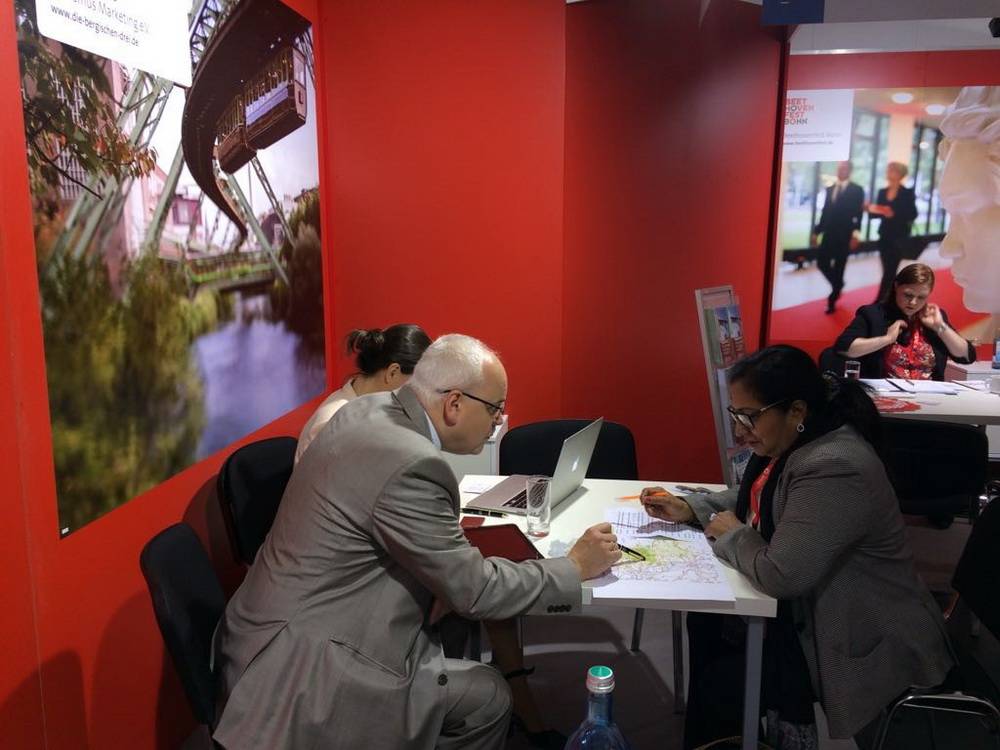  Holger Pinowar in einem der Gespräche. 