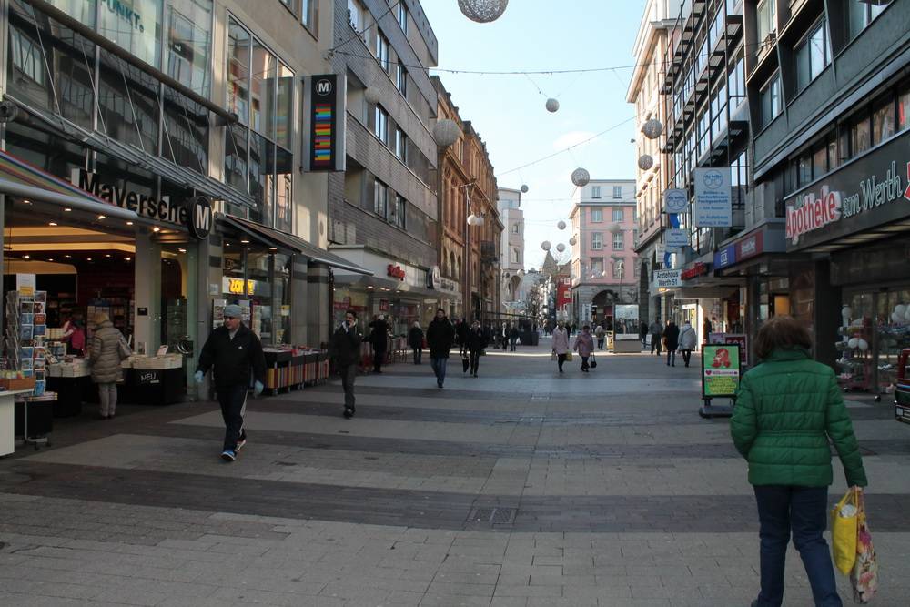 Werth: Gibt’s einen Teppich aus Pflasterstein?