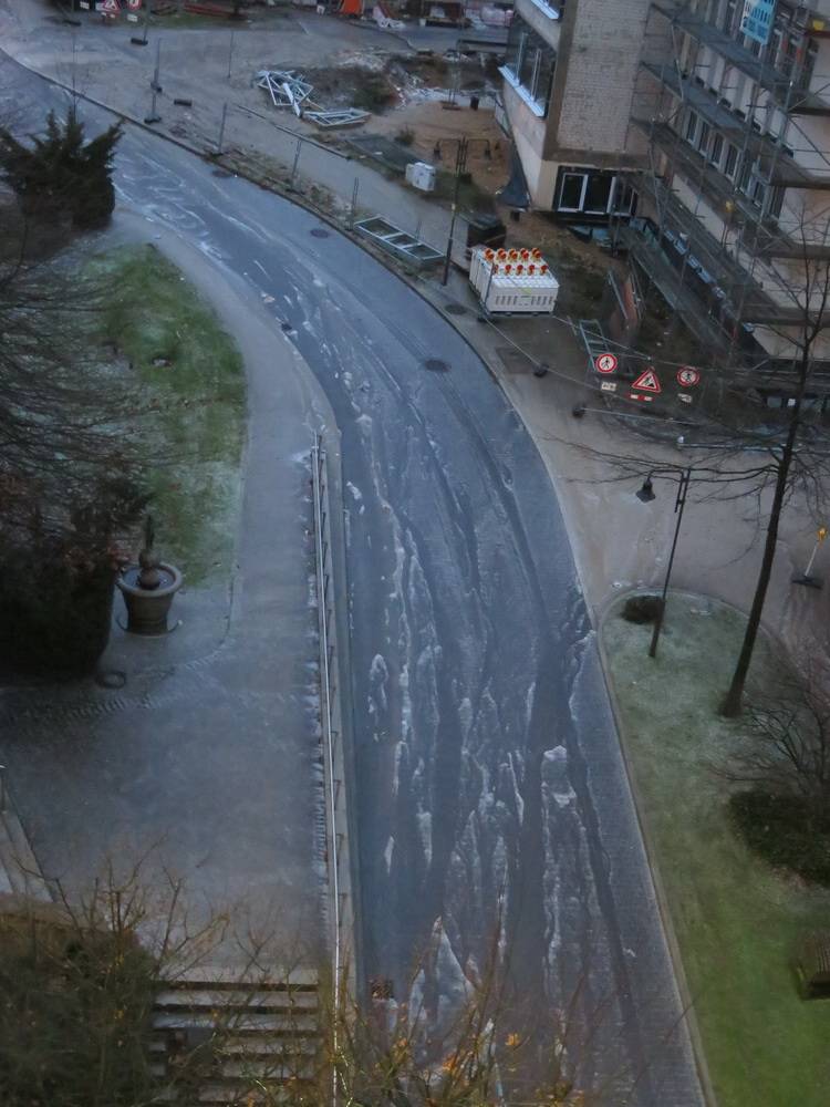 L 414: Viele Bäume umgestürzt