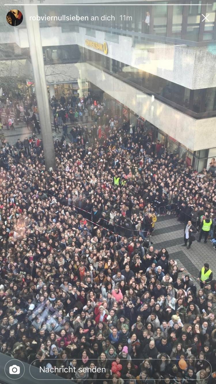 Nach Großeinsatz in Elberfeld: Mike Singer an der Chart-Spitze