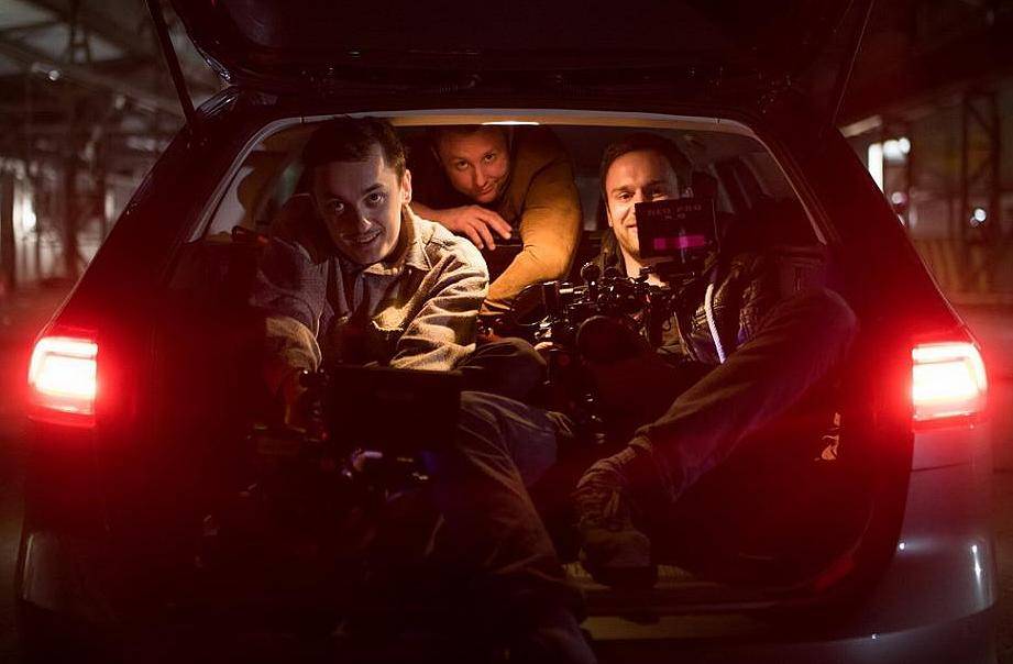  Daniel Ernst, Marc Schießer und Tobias Lohf in Action beim Dreh der zweiten Staffel der YouTube-Serie „Wishlist“. Die Idee zur Serie stammt von den Wuppertalern Marc Schießer, Marcel Becker-Neu und Christina Ann Zalamea. 