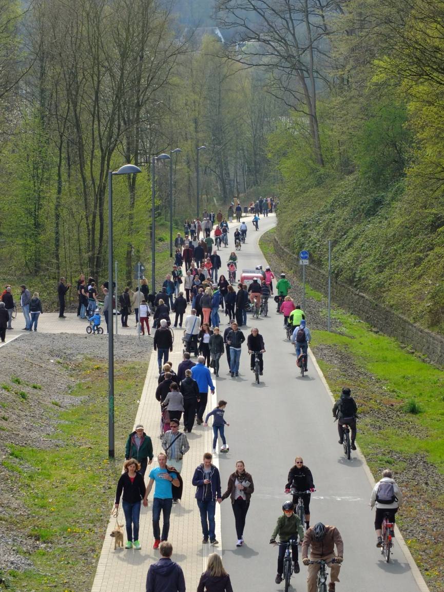  Dass die Trasse einer der Mega-Pluspunkte Wuppertals ist, daran gibt es keinen Zweifel. Aber wie kann es gelingen, dass die Stadt noch viel mehr solcher Stärken an den Start bringt? Darum geht es ab jetzt beim „Stadtentwicklungskonzept 2030“. 