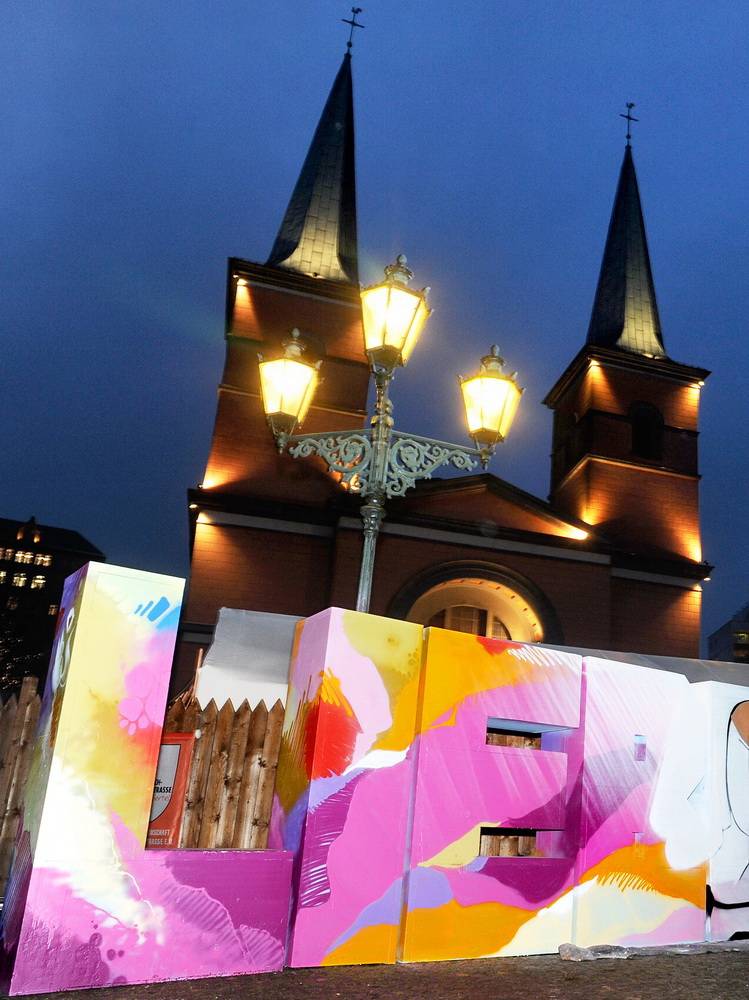 Graffiti-Krippe wird abgebaut