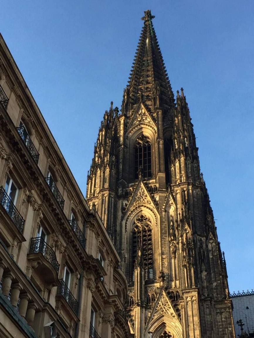 Wuppertaler untersuchen Luft im Kölner Dom