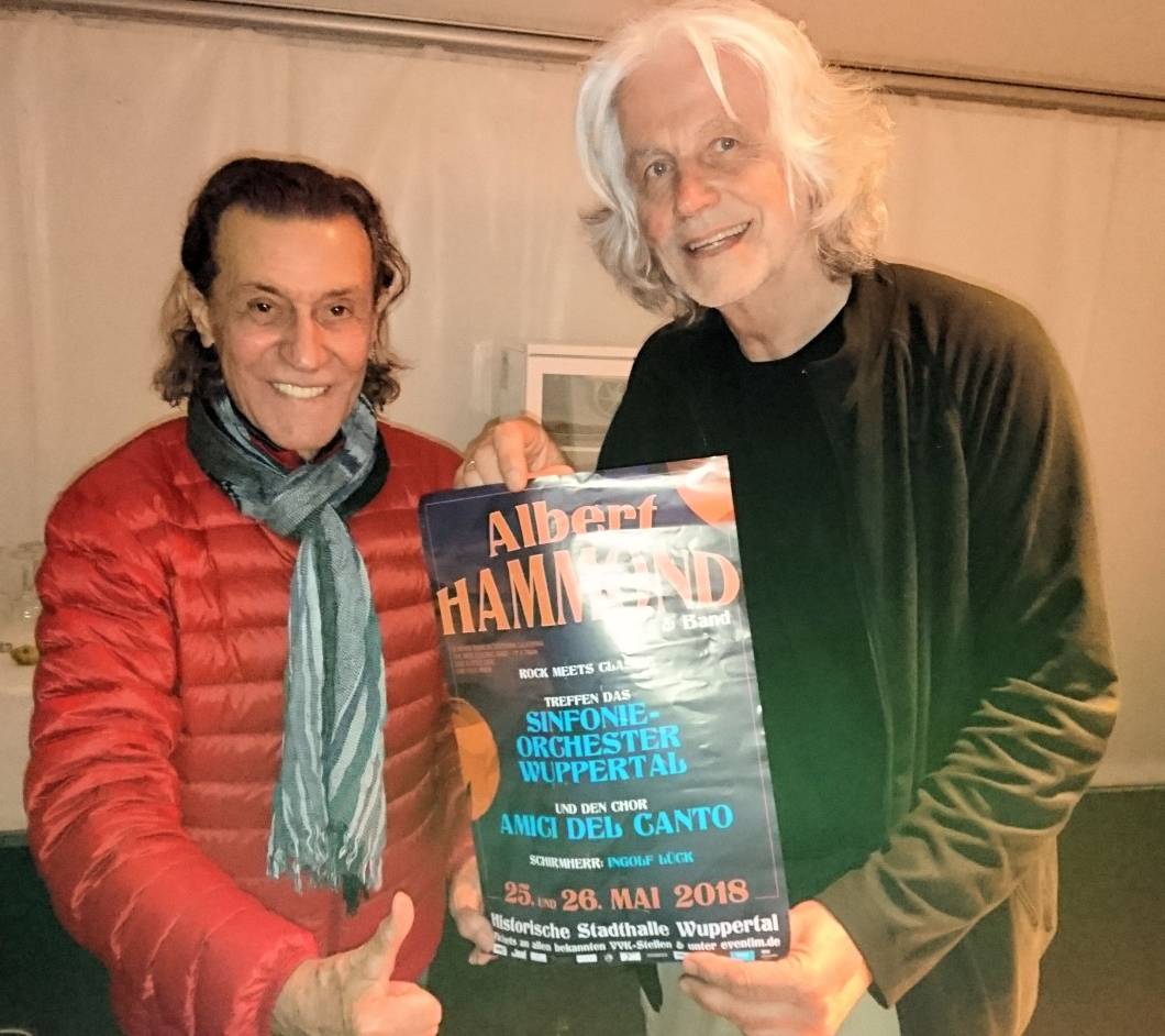  „Rock meets Classic“-Mitgründer Michael Ackermann (rechts) traf Albert Hammond auf einem Festival in Weilberg. 