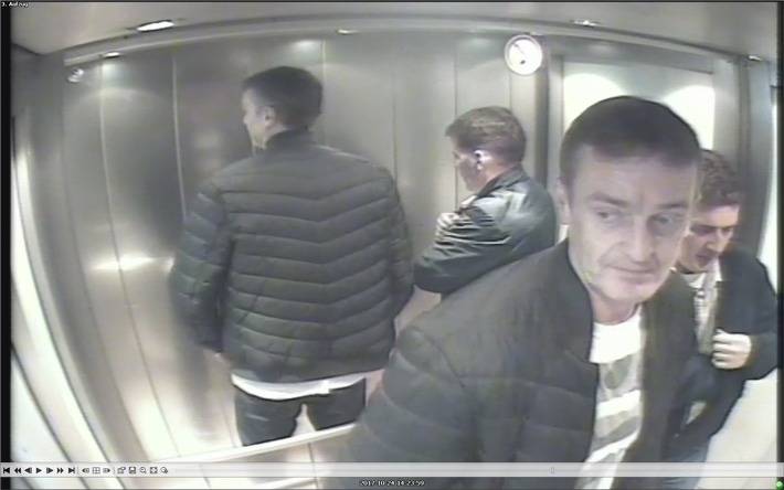 Wer kennt diese Männer?