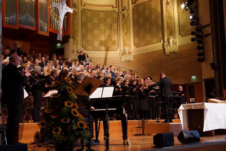  Für den Chor gab es viel Applaus. 