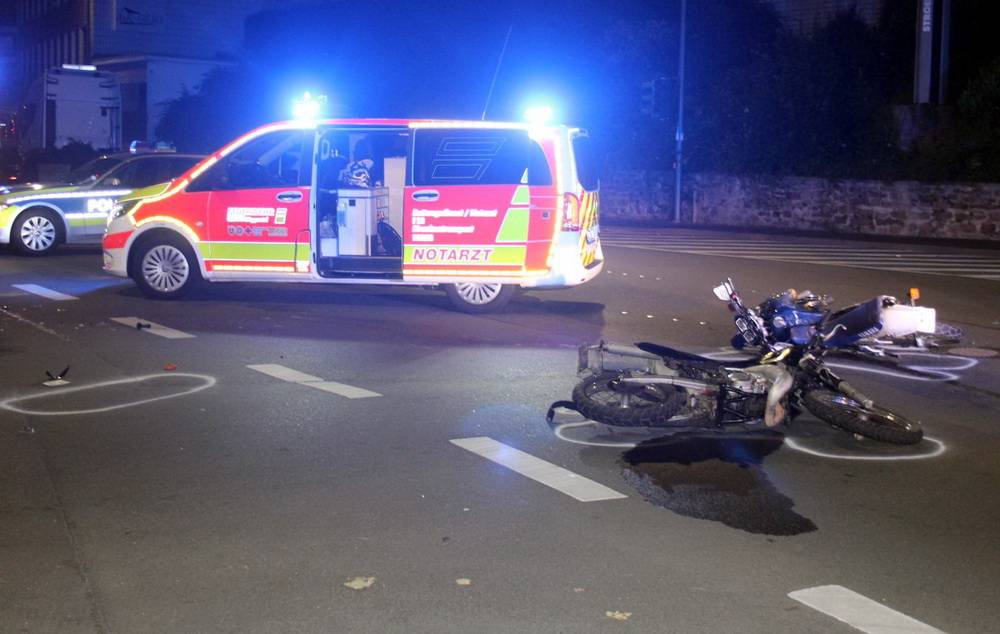 Zwei Motorradfahrer schwer verletzt