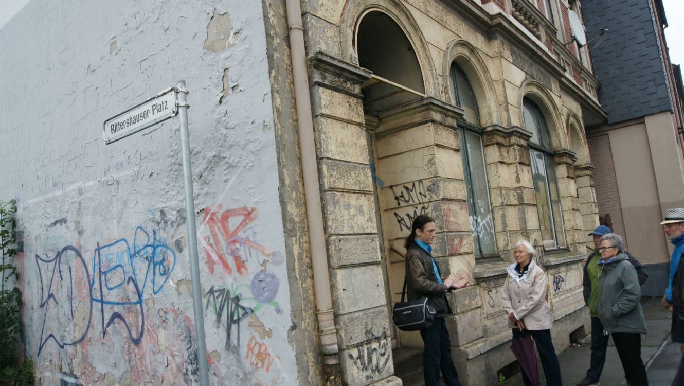  Von der früheren Phönix-Brauerei am Höfen, Ecke Rittershauser Platz, in Oberbarmen ist heute nur noch ein altes Haus übrig. 