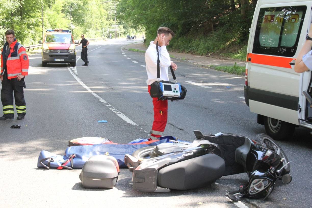 Zwei Jugendliche schwer verletzt