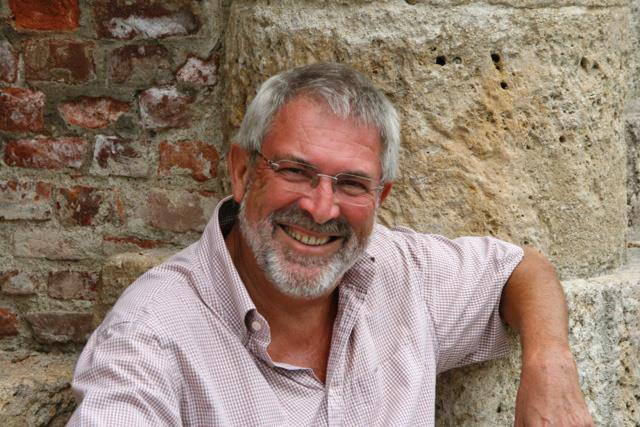  Prof. Volker Hempfling. 